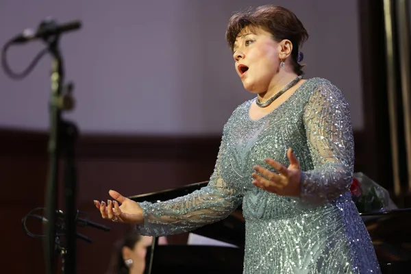 Светлана Абзалова (сопрано)