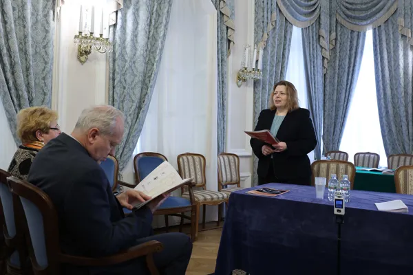 Руководитель Научно-творческого центра церковной музыки при кафедрах хорового дирижирования и истории русской музыки, кандидат искусствоведения, доцент Н.В. Гурьева
