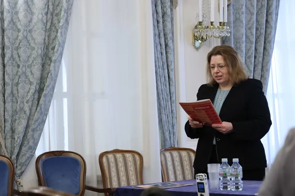 Организатор и ведущая заседаний Международной конференции «Николай Голованов и современные пути развития духовной музыки» – руководитель Научно-творческого центра церковной музыки, кандидат искусствоведения, доцент Н.В. Гурьева