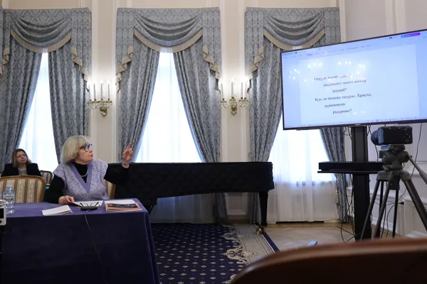 Доклад профессора кафедры истории русской музыки, доктора искусствоведения Т.А. Старостиной «Чтение Великого канона: интонационный и тембровый аспект»