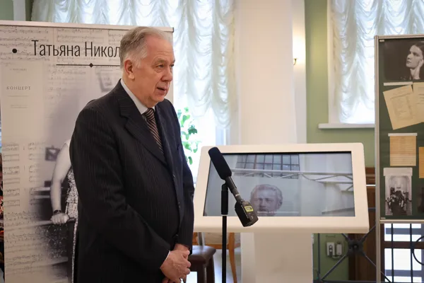 Выставку к 100-летию Т. П. Николаевой открывает ректор Московской консерватории, профессор Александр Сергеевич Соколов