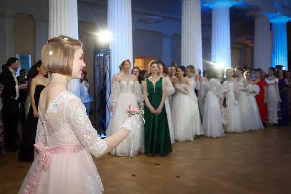 Вальс с цветком