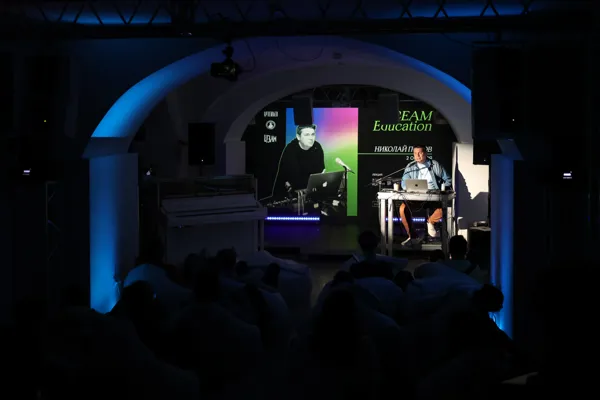 Лекция Николая Попова «Электроакустическая композиция». Арт-пространство «Артемьев»