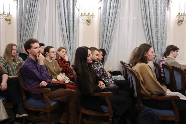 Презентация книги «Владимир Горлинский. За светом. Путешествие по ансамблю» и церемония награждения победителей III Международного музыковедческого конкурса «Музыкальная академия». Конференц-зал