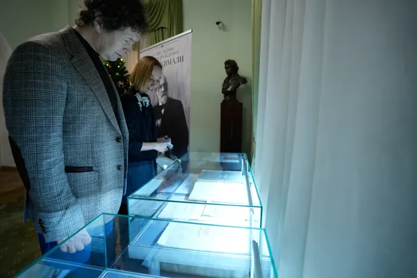 Открытие выставки, посвящённой 180-летию скрипача и педагога Ивана Войцеховича Гржимали в фойе партера Малого зала. Выставка подготовлена Архивом консерватории