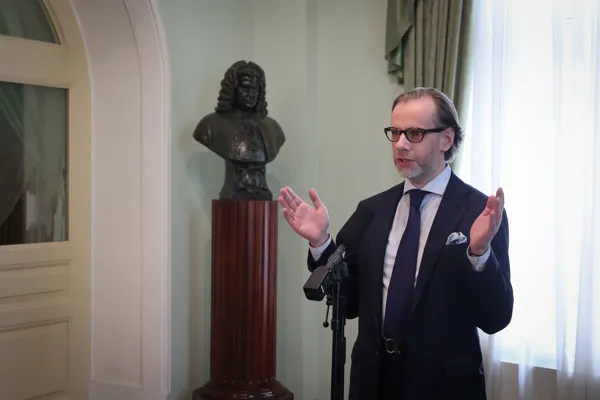 Советник президента Российского общества Красного Креста в Париже, бывший член Совета администраторов Консерватории имени С.В. Рахманинова в Париже Андрей Маруденко