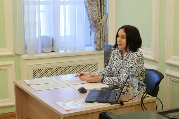 «Ваши первые интервью» — тема прошедшей беседы студентов консерватории с кандидатом филологических наук, журналистом и спичрайтером Индирой Дунаевой
