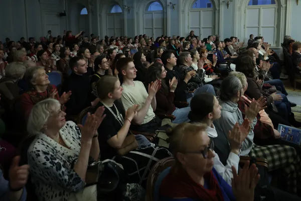 Концерт фольклорных ансамблей и исполнителей народной музыки в финале конференции «Отечественная этномузыкология: история и пути развития». Рахманиновский зал