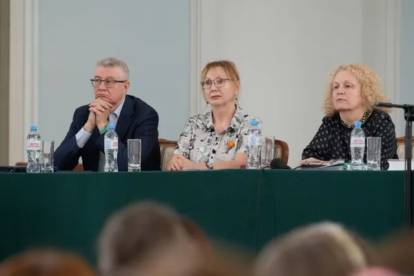 В Рахманиновском зале состоялось общее собрание (конференция) представителей профессорско-преподавательского состава, других категорий работников и обучающихся ФГБОУ ВО «Московская государственная консерватория имени П. И. Чайковского»