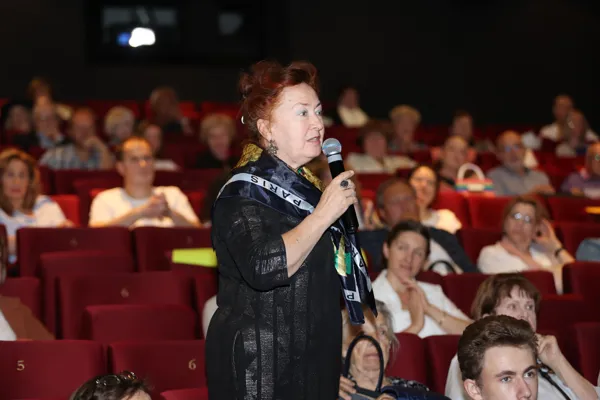 После просмотра документального видеопроекта «Возвращение Дома». Вопросы зрителей. КАРО «Октябрь»