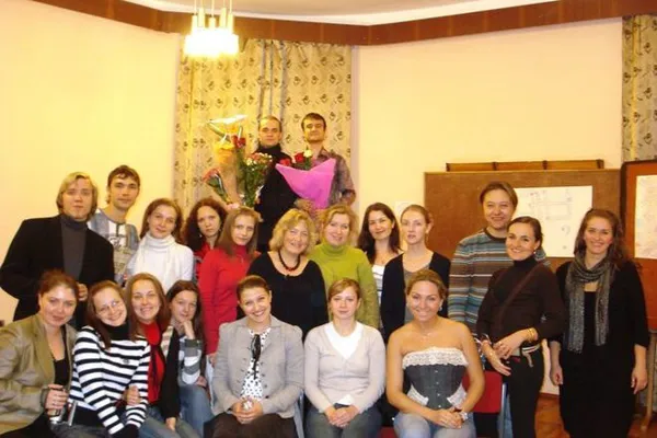 С учениками и студентами разных лет. 2008
