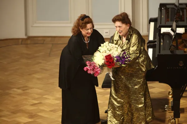 Нина Куликова и Елена Бородовская