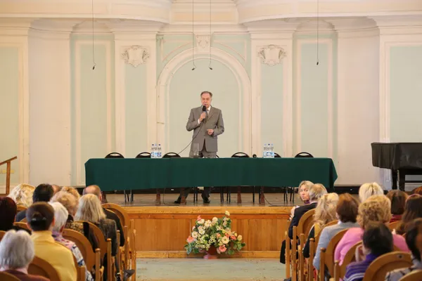 Преамбула конференции - слово ректора Московской консерватории, профессора Александра Сергеевича Соколова.
