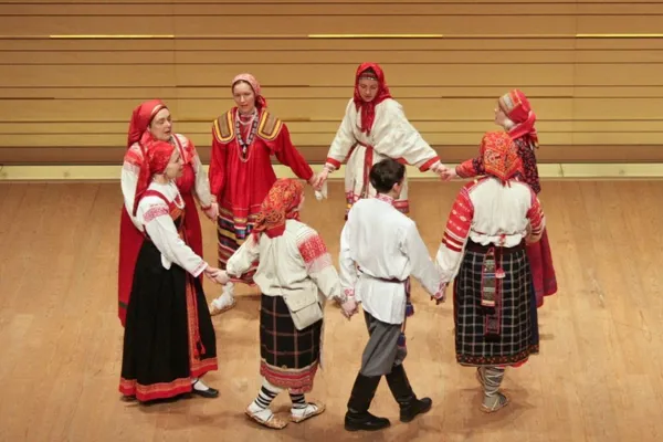 Концерт фестиваля "Вселенная звука". Токио, апрель 2012. На сцене: Н.Н. Гилярова, Е.В. Битерякова, М.С. Альтшулер, М. Вавилова, Е.Г. Богина, В.В. Иванов, Н. Новоселова, О.В. Иванова