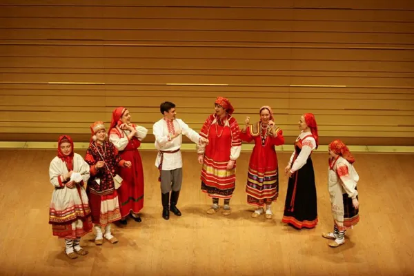 Концерт фестиваля "Вселенная звука". Токио, апрель 2012. На сцене: Н.Н. Гилярова, Е.В. Битерякова, М.С. Альтшулер, М. Вавилова, Е.Г. Богина, В.В. Иванов, Н. Новоселова, О.В. Иванова