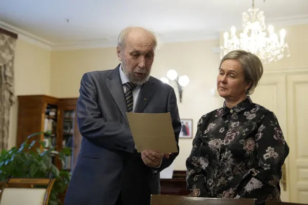 Передача в дар Московской консерватории личного архива великой русской арфистки Веры Георгиевны Дуловой (1909-2000).