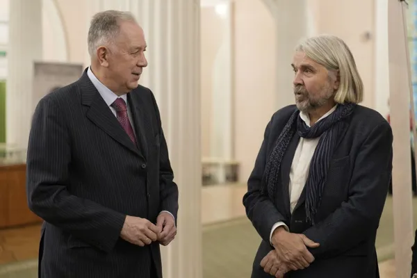 Персональная выставка Евгения Ромашко в фойе Большого зала консерватории