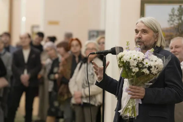 Персональная выставка Евгения Ромашко в фойе Большого зала консерватории