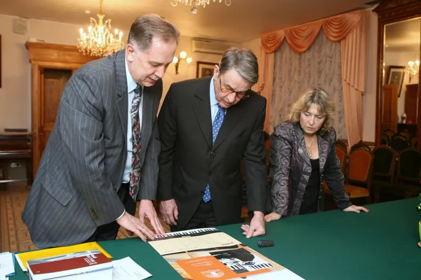 Meeting of the Academic Board on 28 Dec. 2010